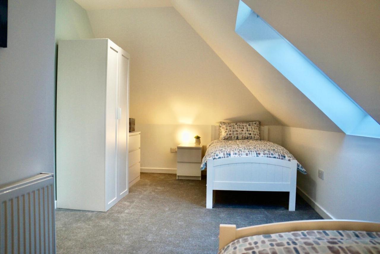 Leworin Apartman Stirling Kültér fotó